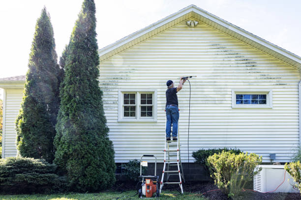 Fence Pressure Washing in Williston, ND